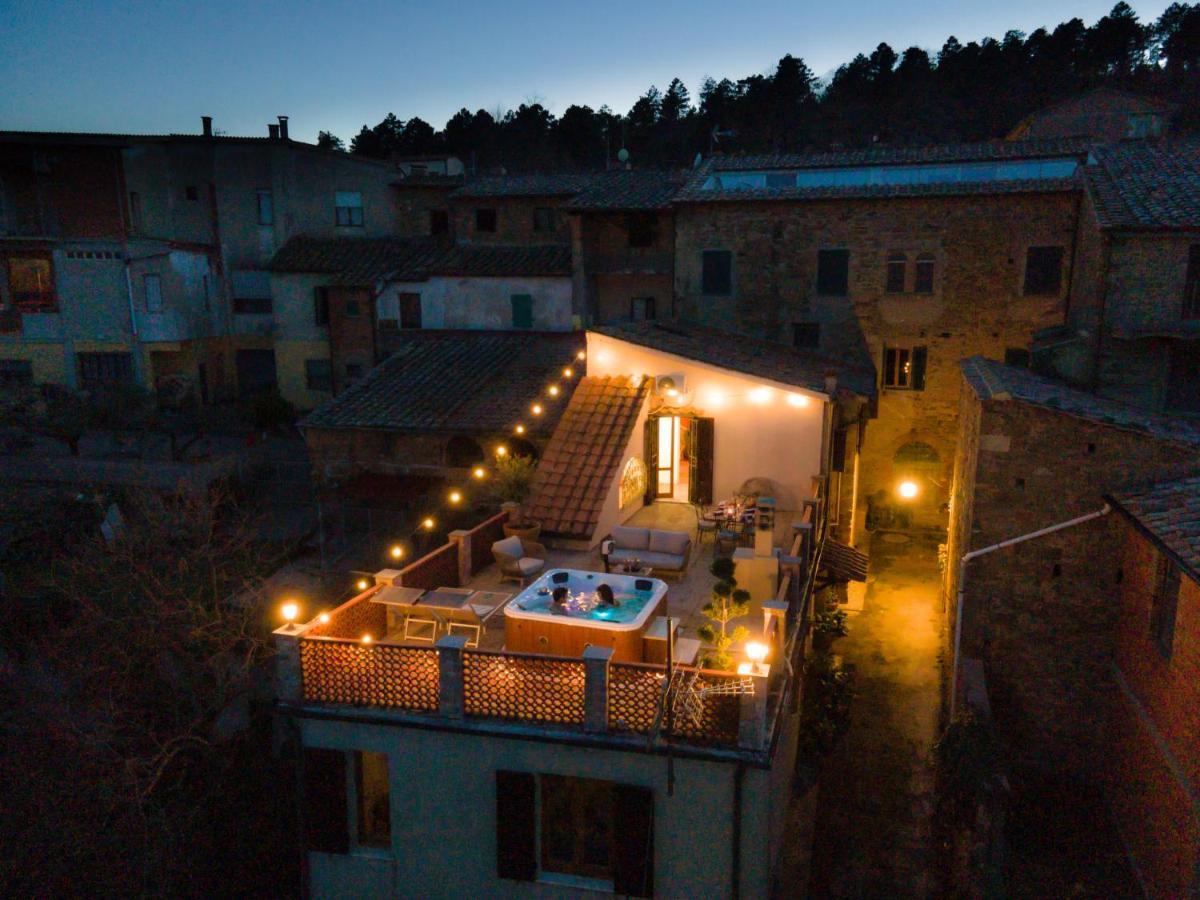 Agri Apartment La Terrazza La Ripadoro Chianni Exterior foto