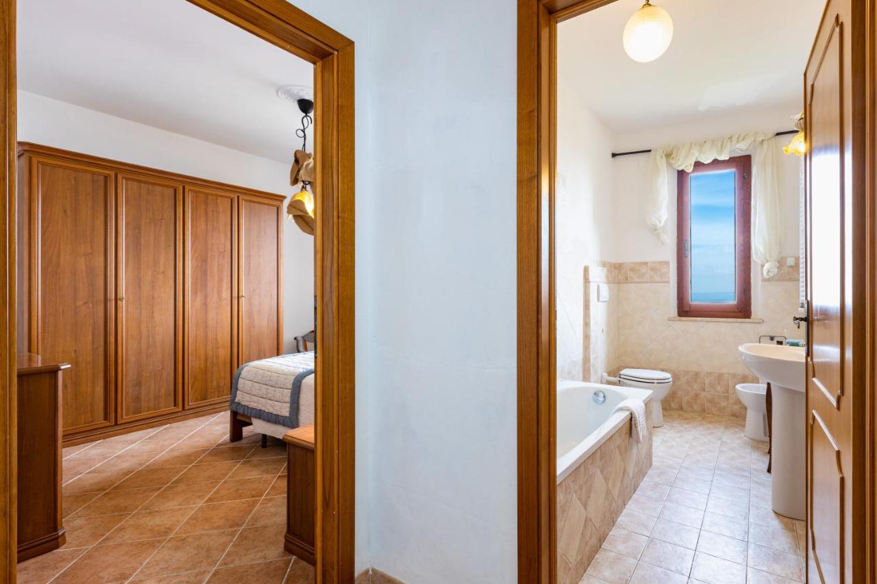 Agri Apartment La Terrazza La Ripadoro Chianni Exterior foto