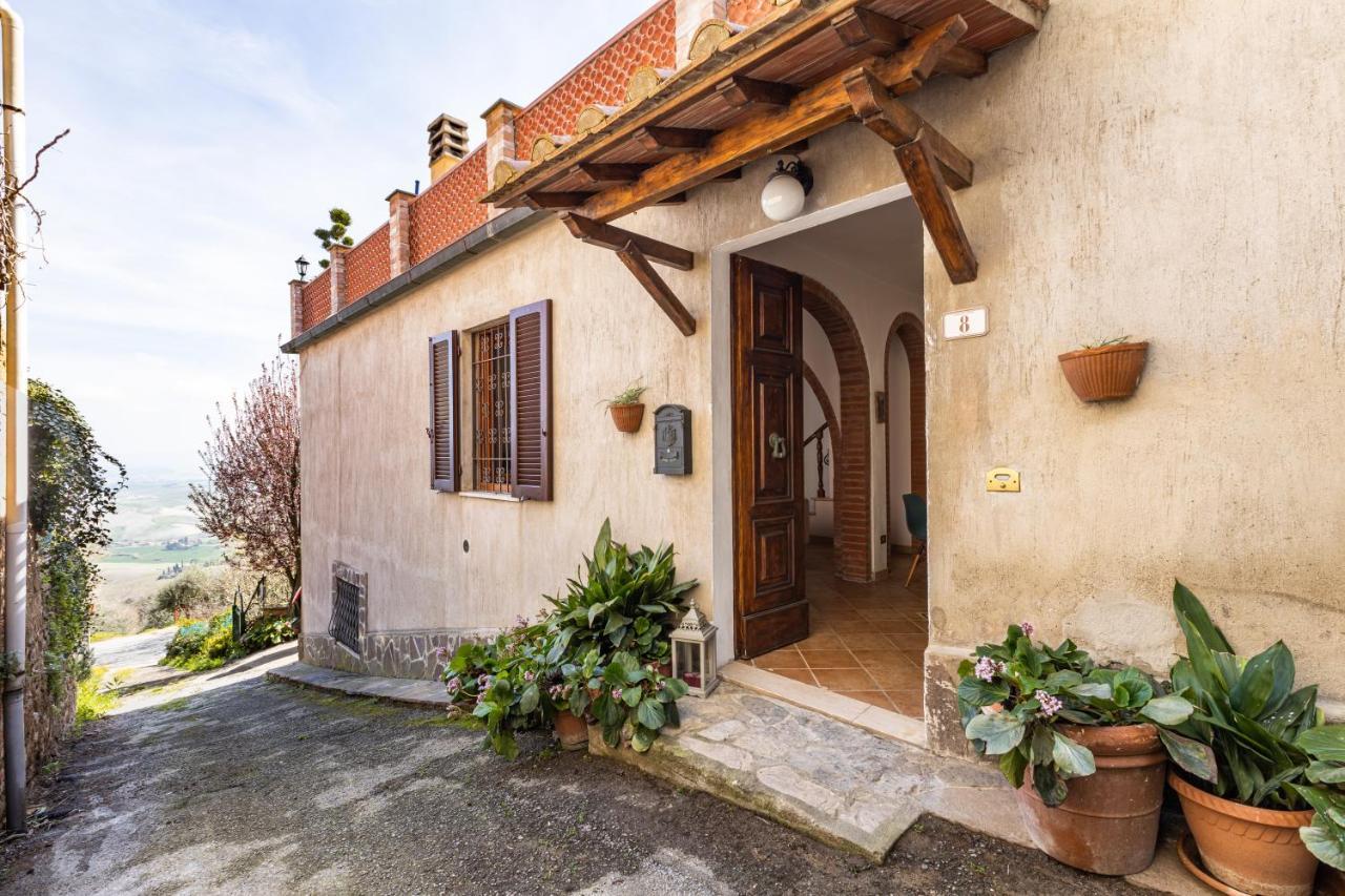 Agri Apartment La Terrazza La Ripadoro Chianni Exterior foto