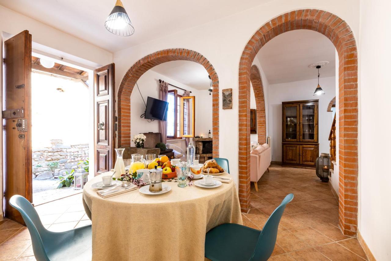 Agri Apartment La Terrazza La Ripadoro Chianni Exterior foto