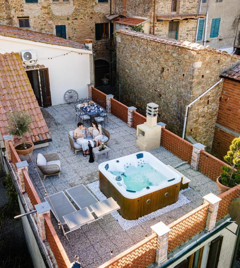 Agri Apartment La Terrazza La Ripadoro Chianni Exterior foto